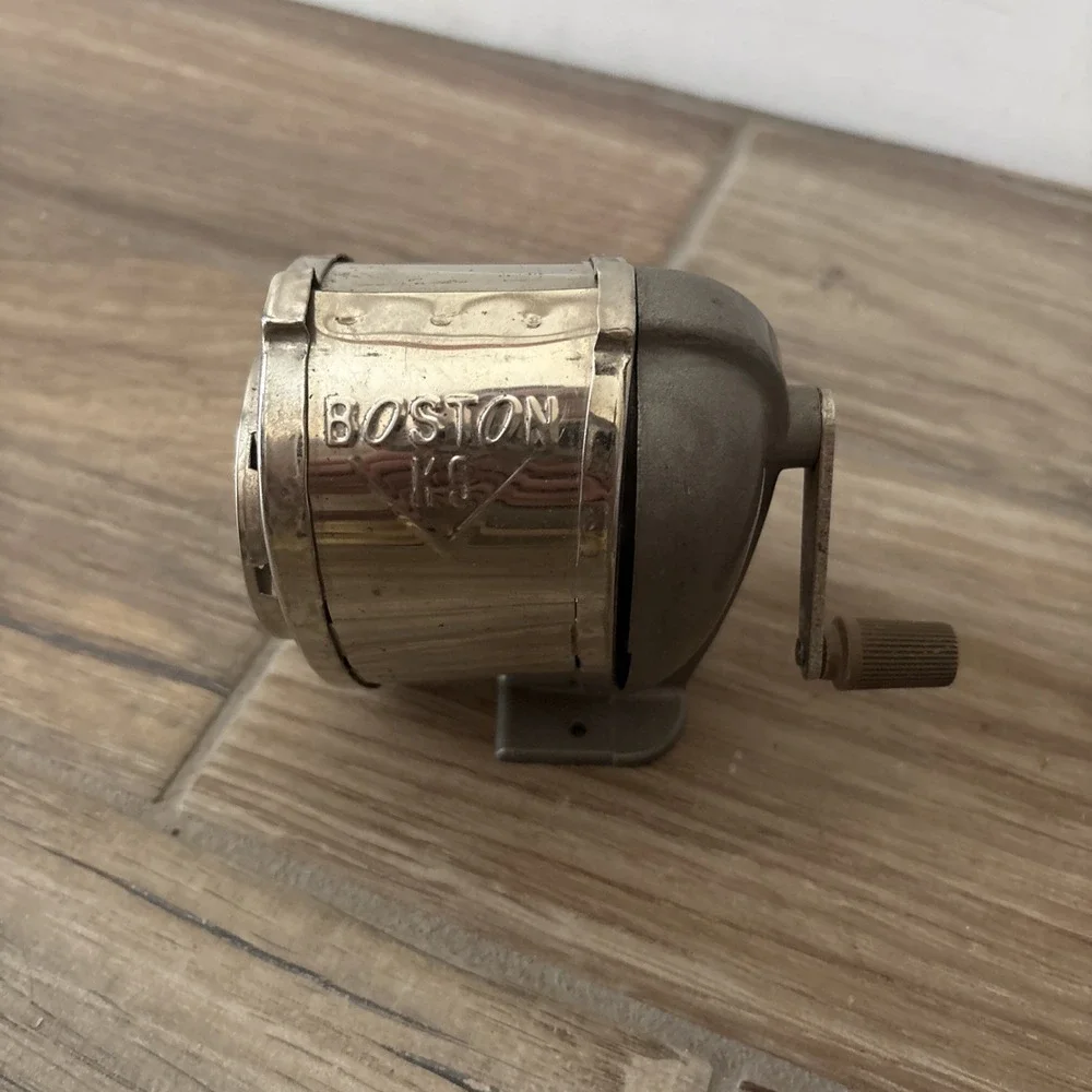 Vtg Boston Model KS Manual Pencil Sharpener Metal Base w/ Revolving 8 Hole Sizes
